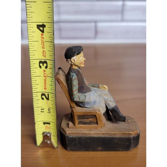 1952 Montreal Wooden Handmade Figurine - Picture 7 of 8
